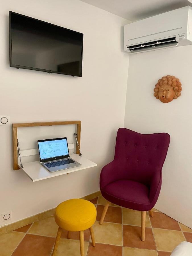 Pila & Bed Montpellier Centre Corum Comedie - Chambre Calme Climatisee - Quiet Air-Conditioned Room 外观 照片